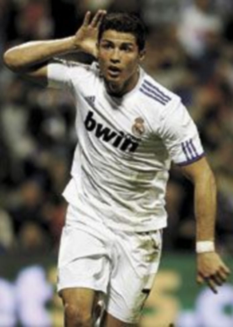 Cristiano Ronaldo festejó sus tantos ‘acordándose’ del público. / Reuters