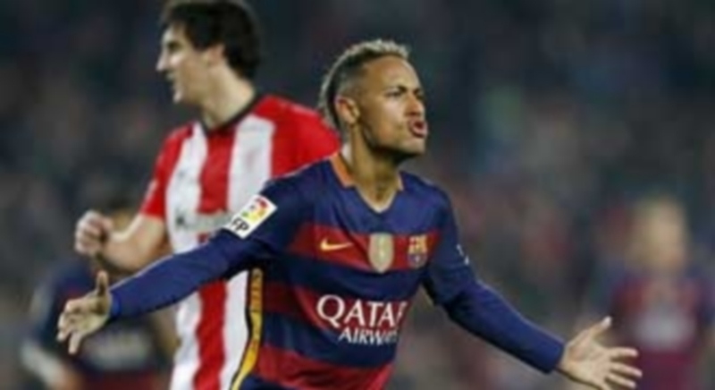 Neymar celebra el gol de la sentencia en la vuelta de la Copa ante el Athletic. / EFE