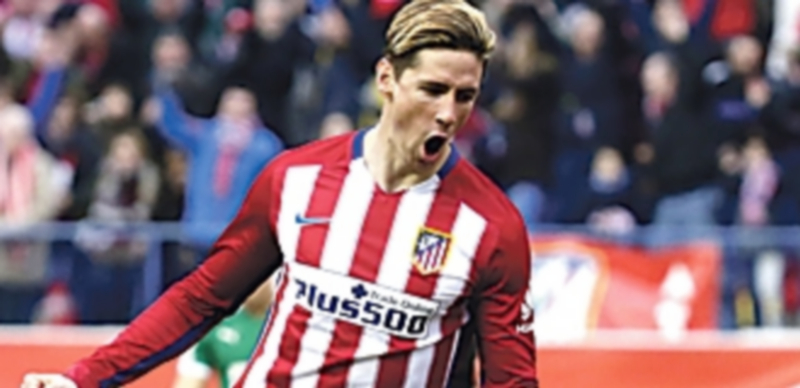 Fernando Torres marcó su ansiado gol cien al Eibar la semana pasada. / EFE