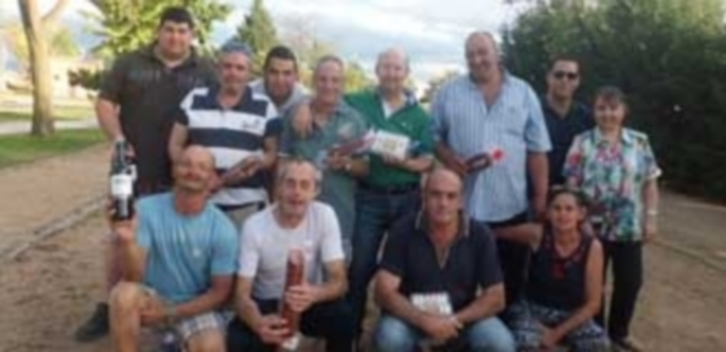 Juan Luis Fernán y Juan Tomás López ganan en Cantimpalos 1 Ganadores del Campeonato de Chito por parejas en Cantimpalos. / L.M.