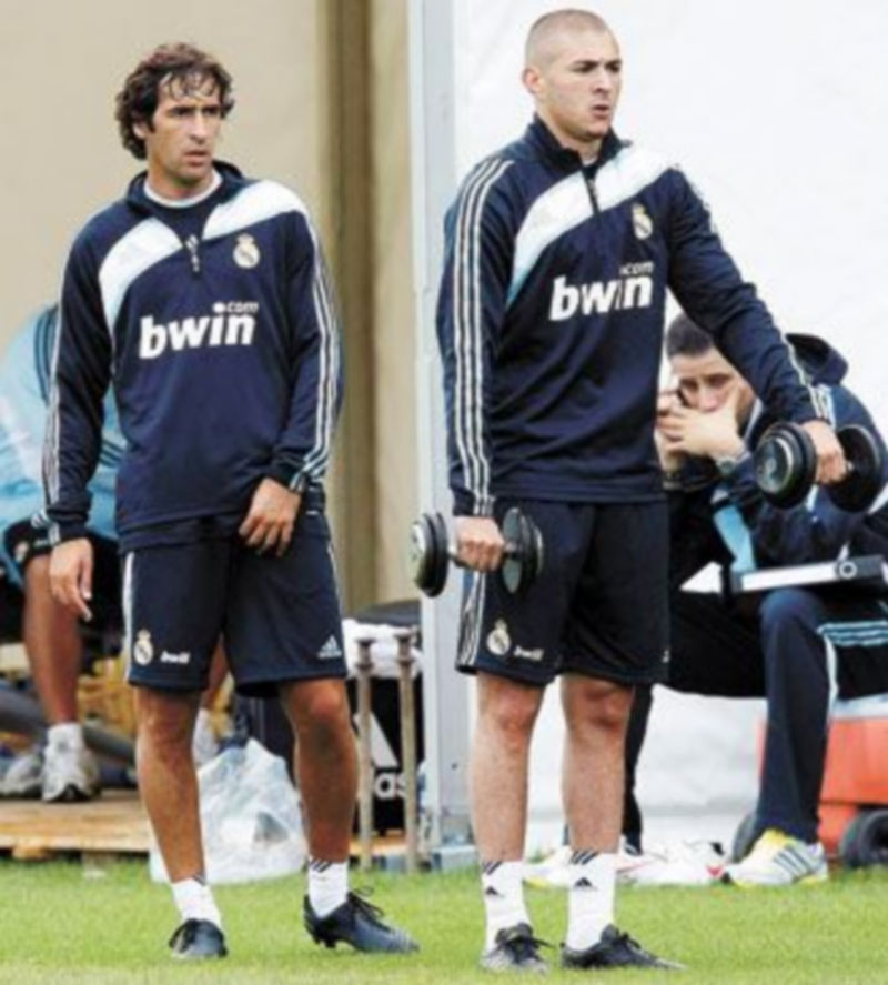 Debido a la plaga de ausencias