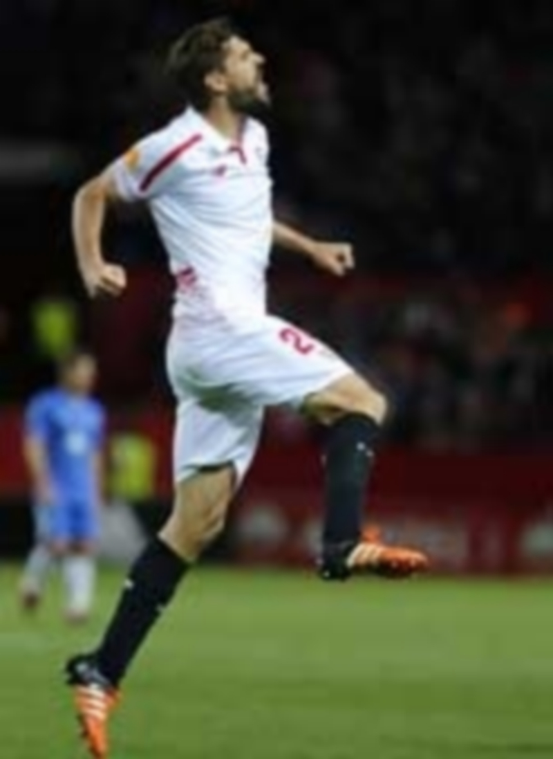 Fernando Llorente se desquitó de su mala racha goleadora como sevillista. / EFE