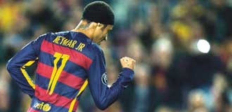 Neymar celebra su primer gol del partido ante el Gante