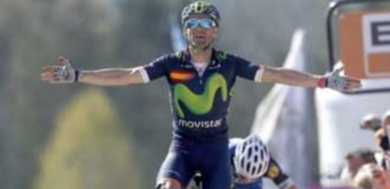 Alejandro Valverde celebra su cuarto triunfo en la Flecha Valona con final en el explosivo Muro de Huy. / EFE
