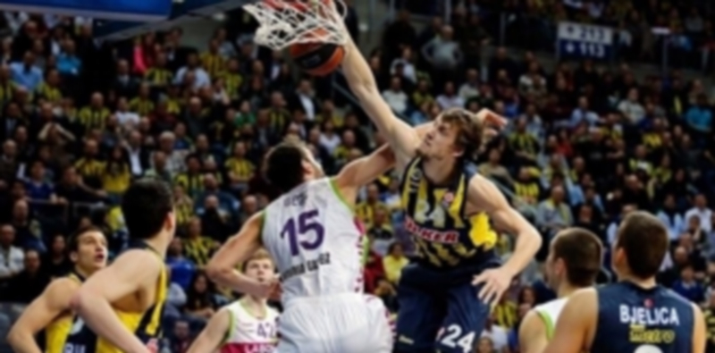 El Baskonia volverá a verse las caras frente a un Fenerbahce en racha. / EFE