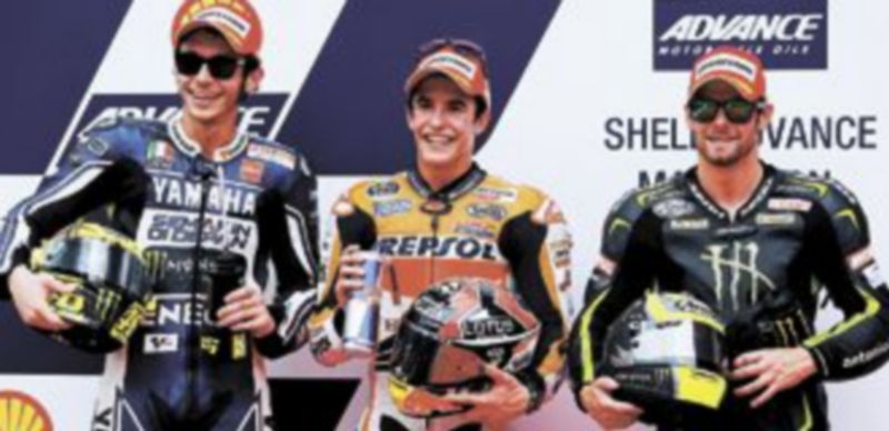 Valentino Rossi y Cal Cruchtlow acabaron por detrás del español en la sesión de clasificación. / Reuters