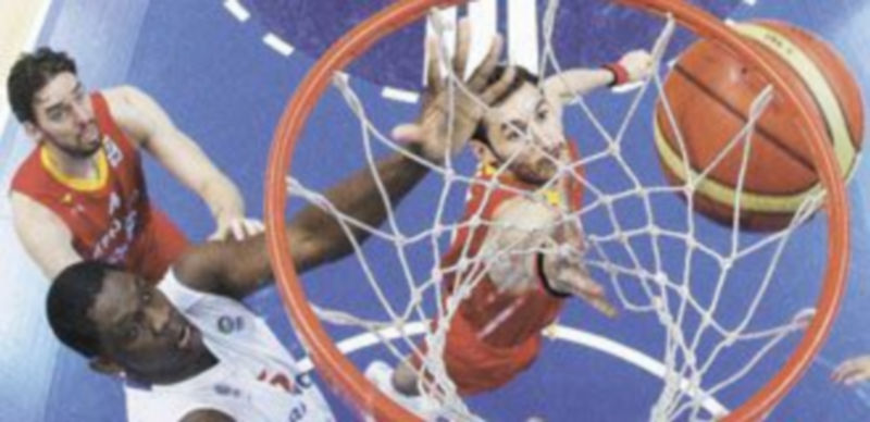 El alero español Rudy Fernández fue uno de los jugadores más destacados y acabó el encuentro con 15 puntos en su cuenta particular. / Juanjo Martín (Efe)