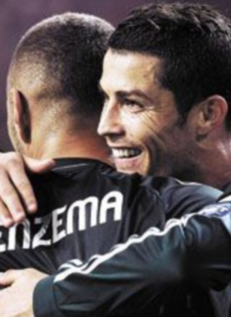 Benzema se perfila como el compañero de Cristiano Ronaldo en la zona de ataque. / Reuters