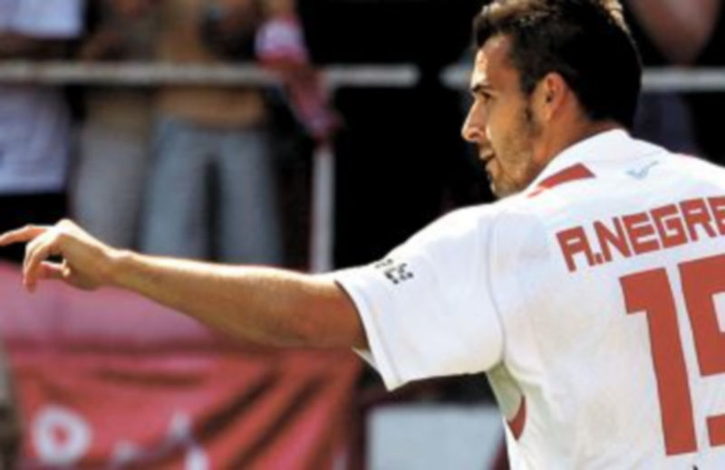 Álvaro Negredo no falló en las dos penas máximas. / Efe