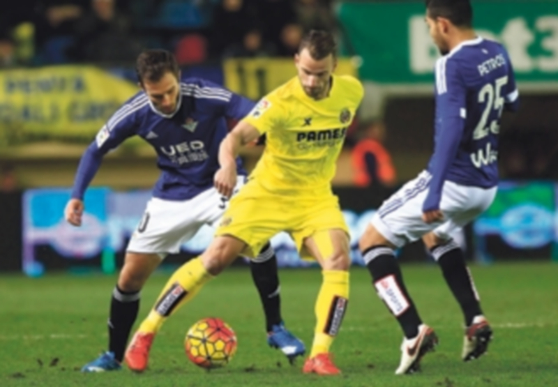 El Villarreal acumula siete jornadas sin perder y se mantiene como cuarto. / EFE