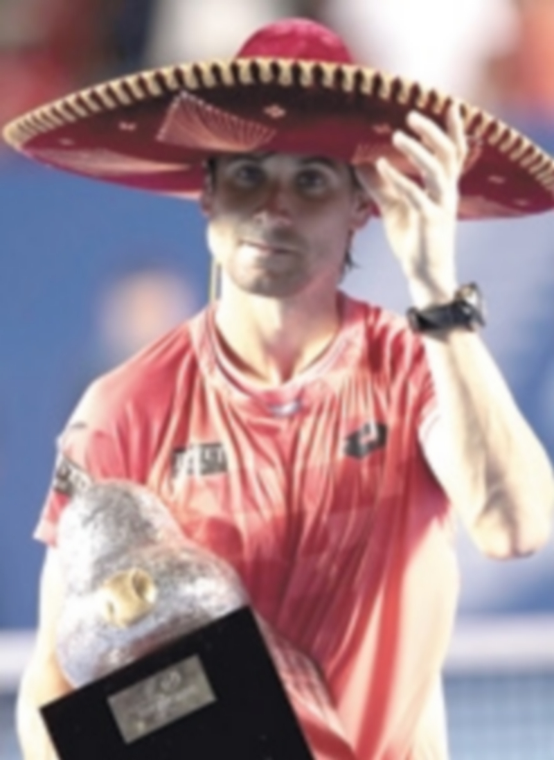 David Ferrer se alzó con el Abierto de Acapulco tras derrotar a Kei Nishikori. / EFE