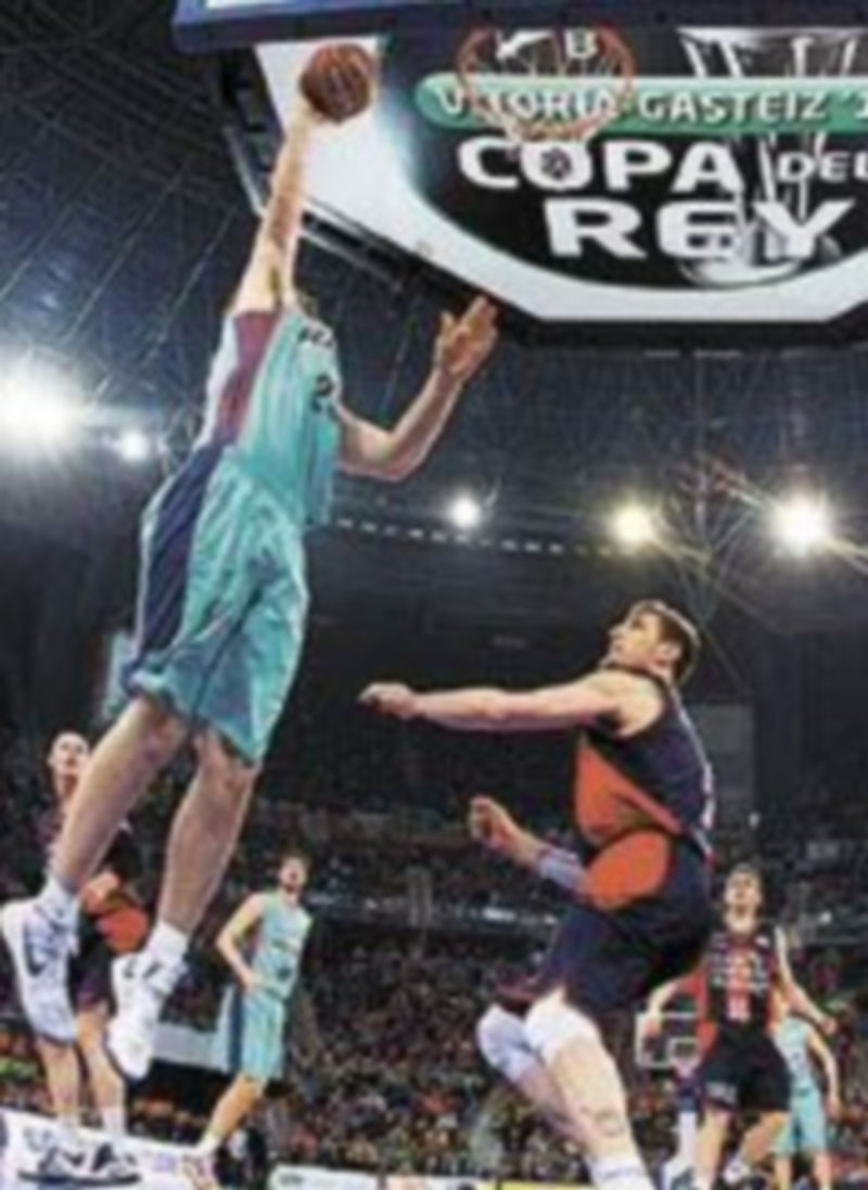 El cuadro ‘culé’ no notó el desgaste físico de cuartos y doblegó al anfitrión. / Acb