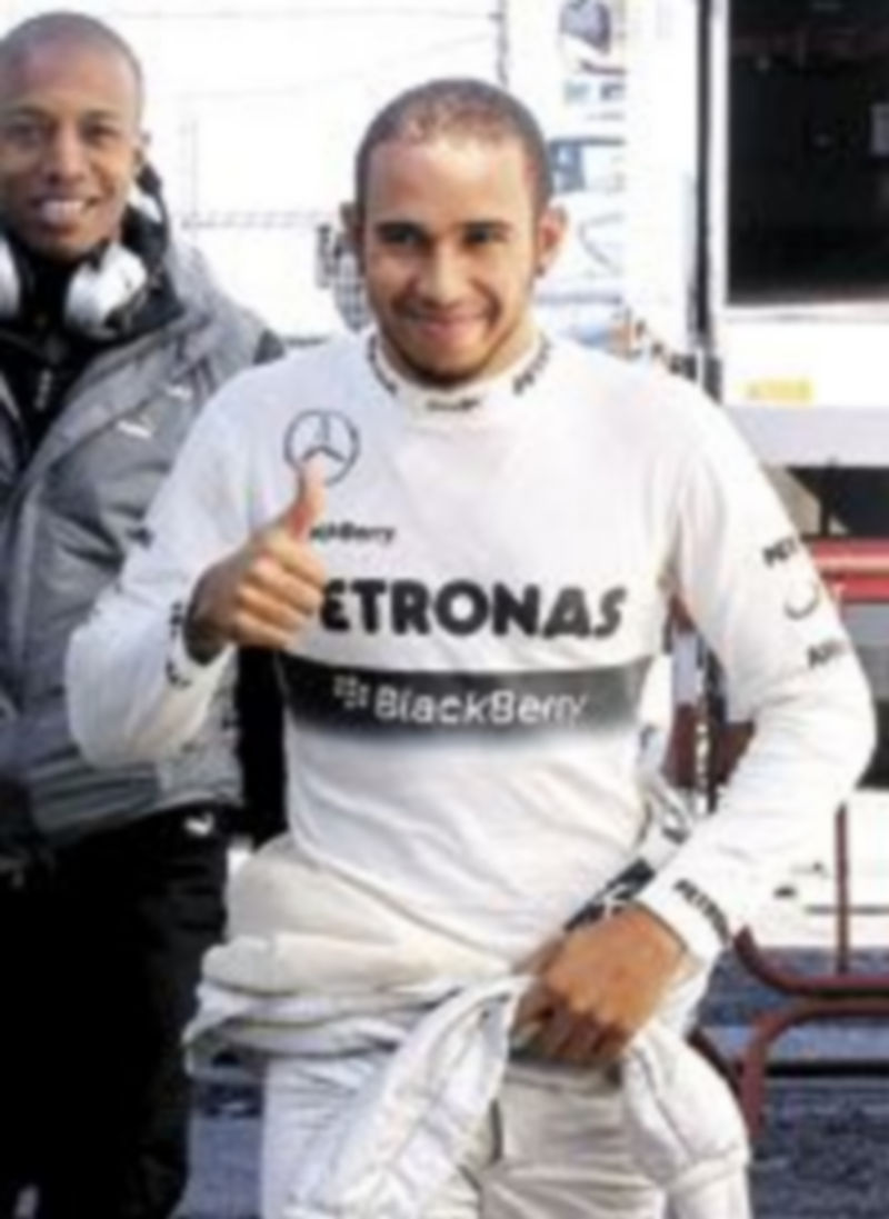 El inglés demostró que se ha adaptado muy bien al Mercedes. / Reuters