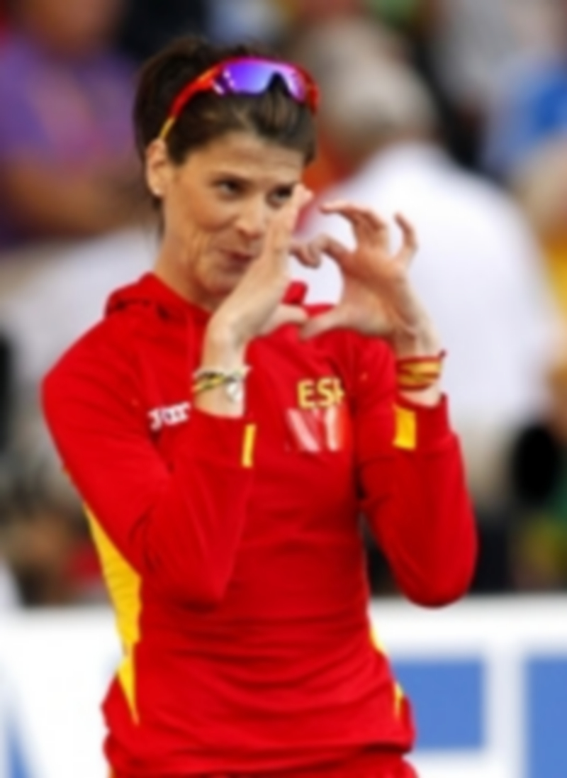 La atleta española Ruth Beitia gesticula tras realizar una prueba. / EP