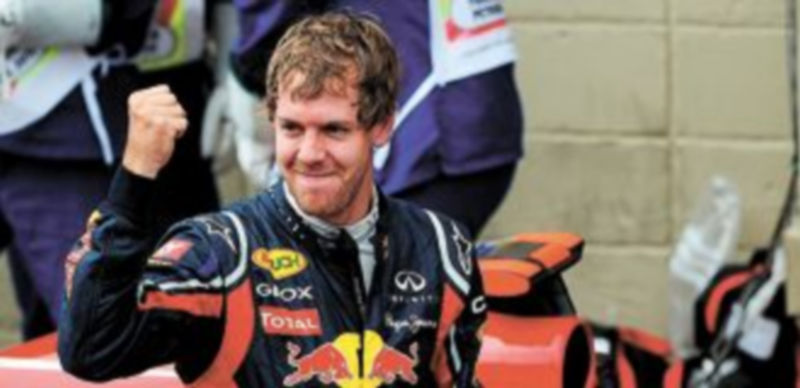 El vigente campeón del mundo acaba contrato con Red Bull en 2014. / AFP