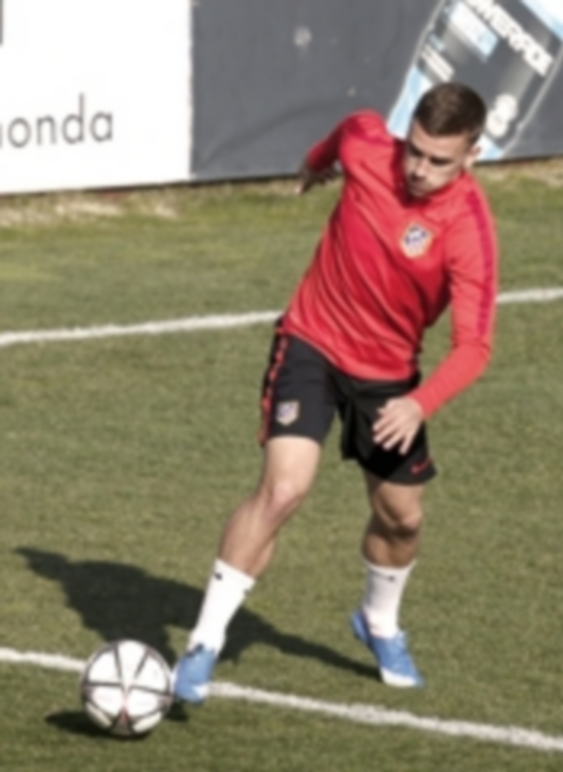 Griezmann podría descansar en la delantera del Atlético de Madrid. / EFE