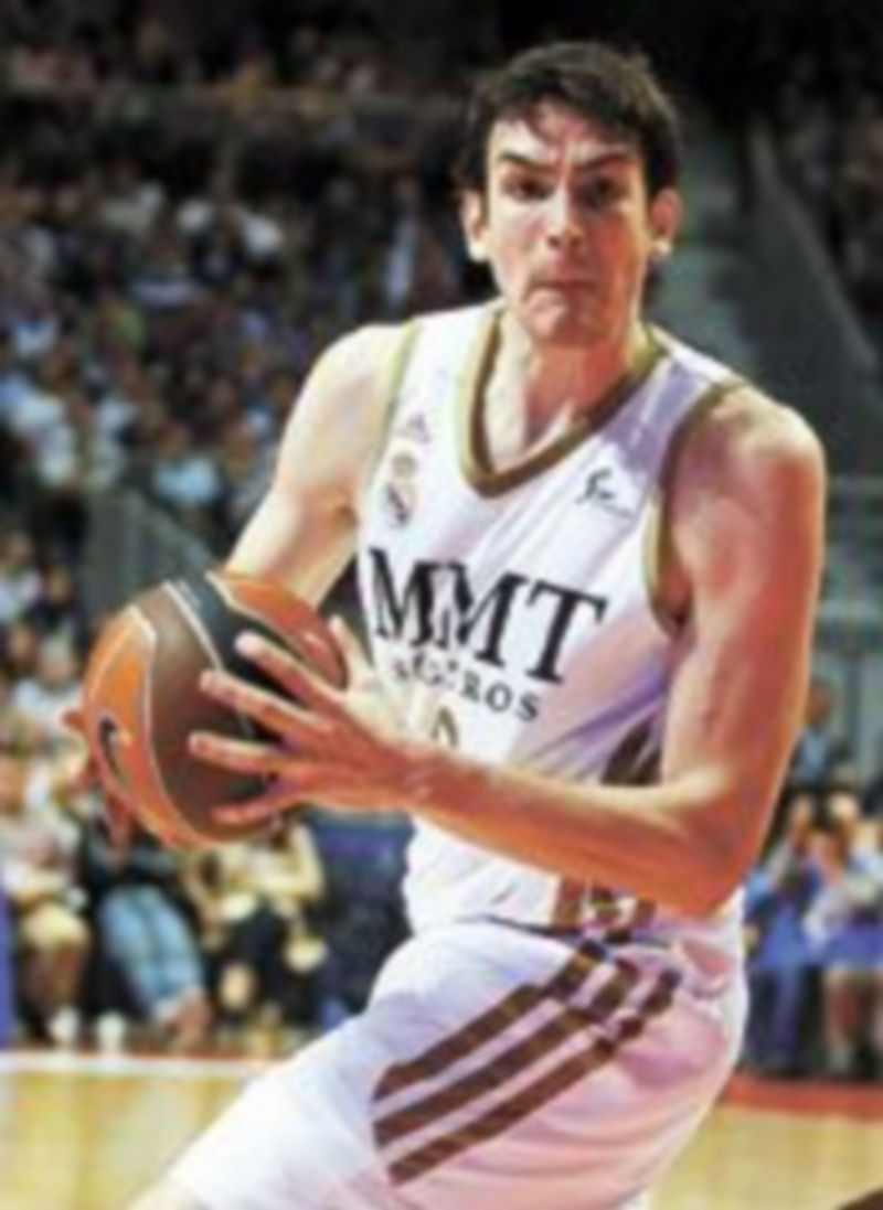 Carlos Suárez acabó el duelo sin anotar ningún punto. / Reuters