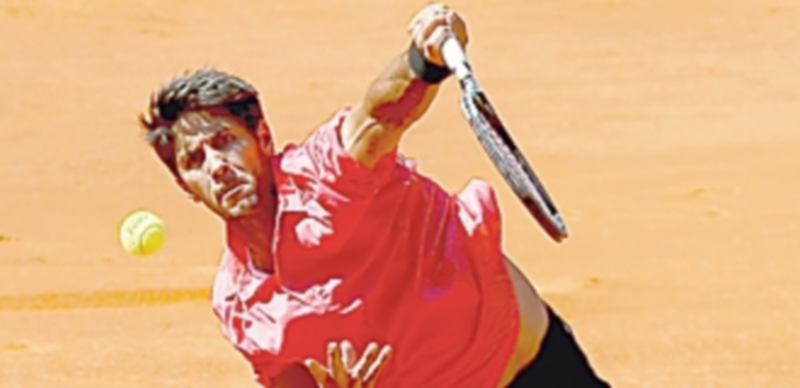 Fernando Verdasco hizo un partido de menos a más ante su compatriota García-López para ganar en su ciudad natal. / EFE