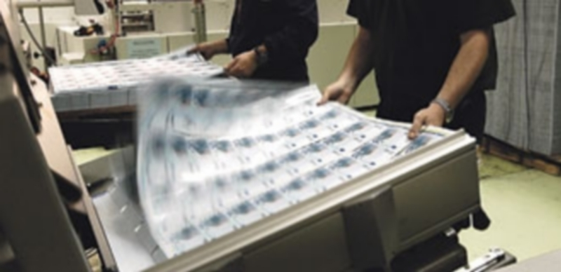 El PIB acelera su avance trimestral al 1% por el consumo e inversión 1 La mayor demanda interna y la menor negativa externa favorece que el crecimiento interanual se sitúa en eun 3