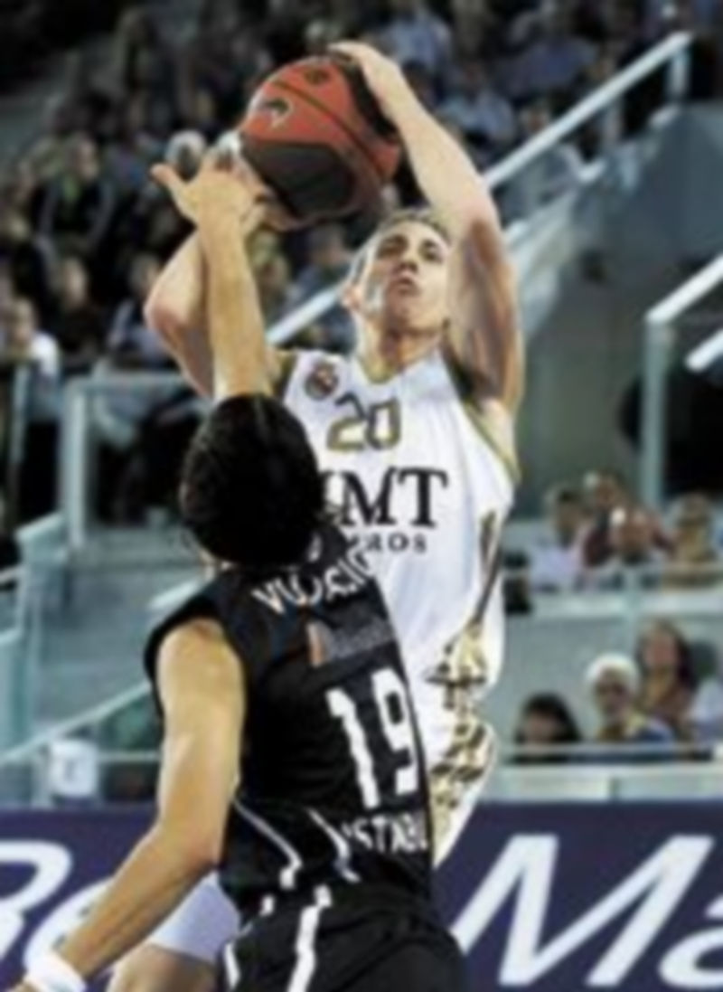 Jaycee Carroll durante el partido de la Euroliga ante el Efes. / Efe.