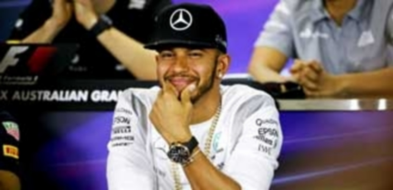 Hamilton y Mercedes son los máximos favoritos para revalidar título. / Efe