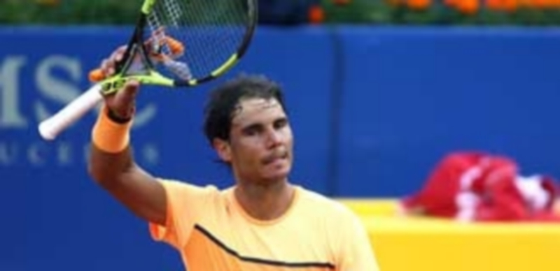 Rafael Nadal celebra su victoria al finalizar el partido de semifinales. / EFE