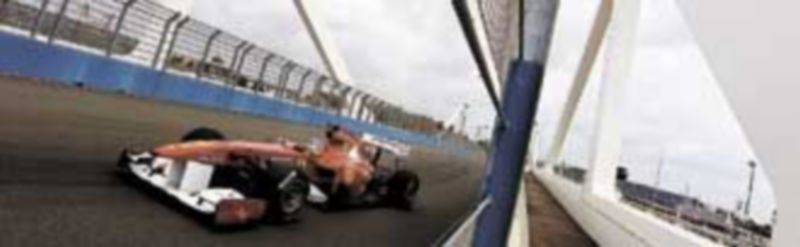 El piloto español se acopló a la perfección al trazado urbano de la capital del Turia. / Efe.