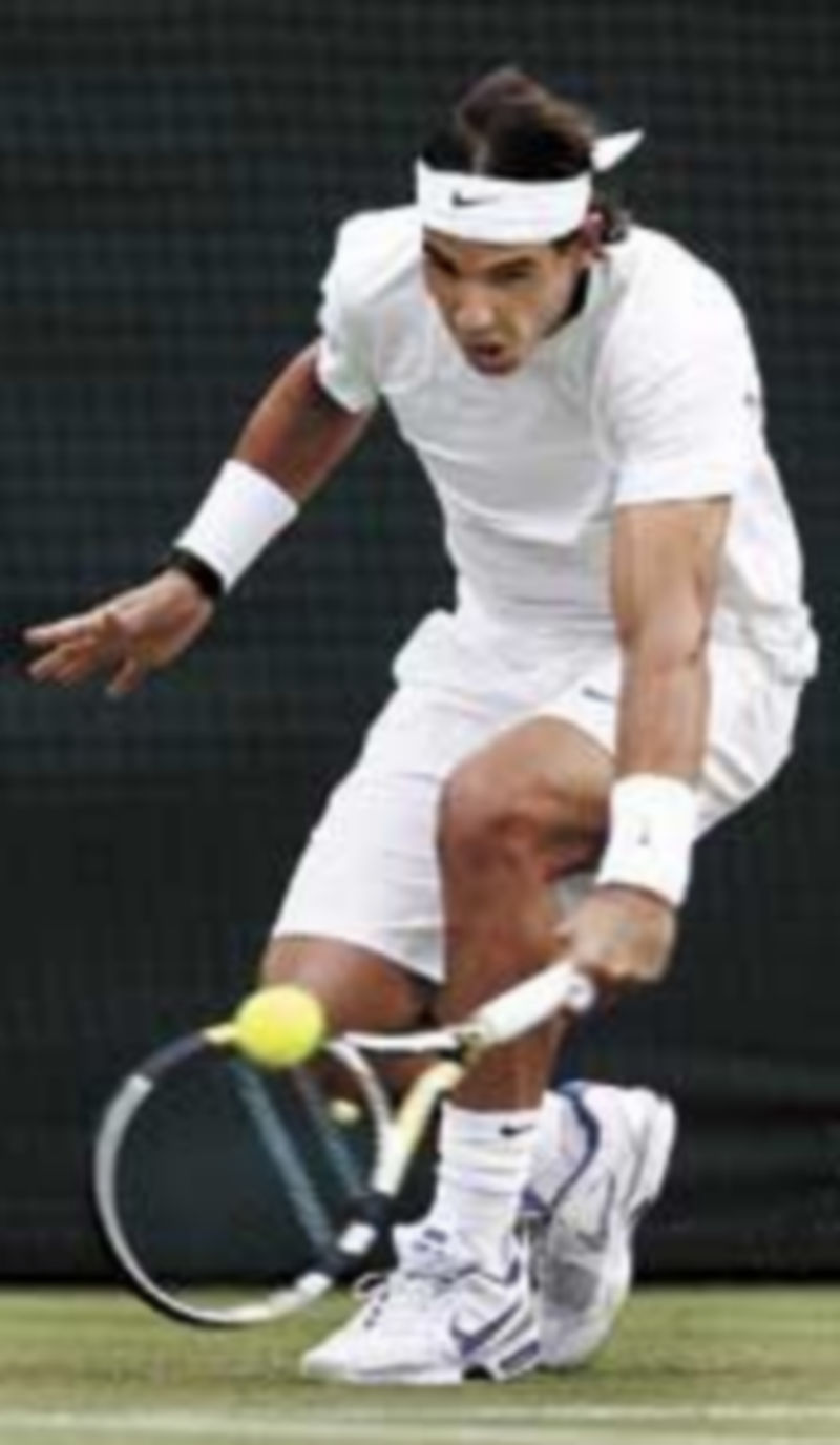 El número uno pasó algunos apuros en el primer set. / Efe.