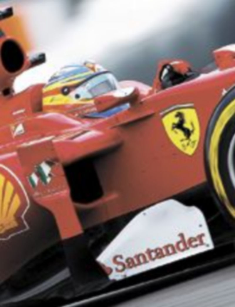 El asturiano a los mandos de su monoplaza. /Efe