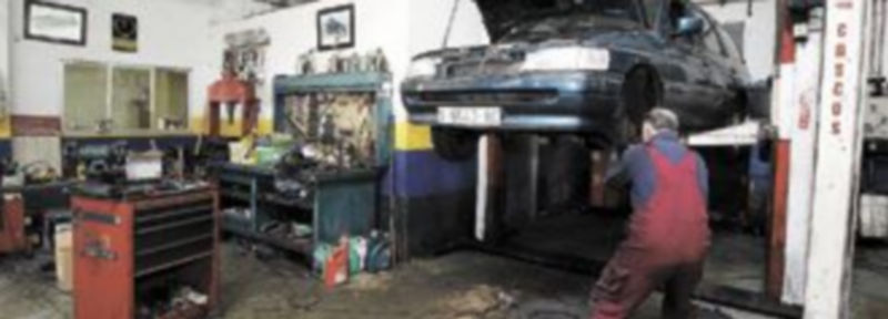 Muchas pequeñas empresas estudian la posibilidad de echar el cierre ante los impagos que sufren por parte de ayuntamientos y organismos oficiales.