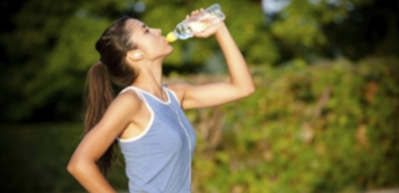 El calor y el esfuerzo, grandes enemigos de la pérdida de líquidos 1 Es importante la hidratación antes