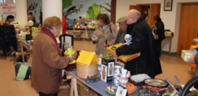 En el rastrillo solidario pueden encontrarse productos de todas clases a precios muy interesantes. / M. G.
