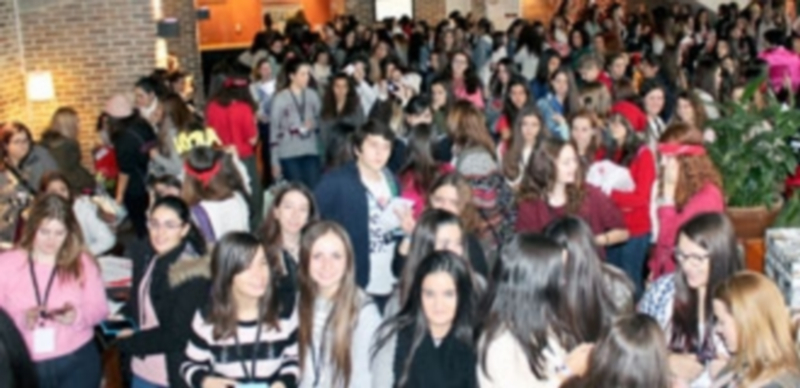 La mañana del domingo en el Christmas my camp Auryn estuvo dedicada a la entrega de regalos. / M. G.