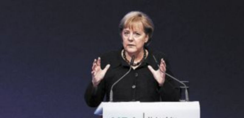 La canciller alemana volvió a mostrarse contraria a la emisión de eurobonos. / Reuters.