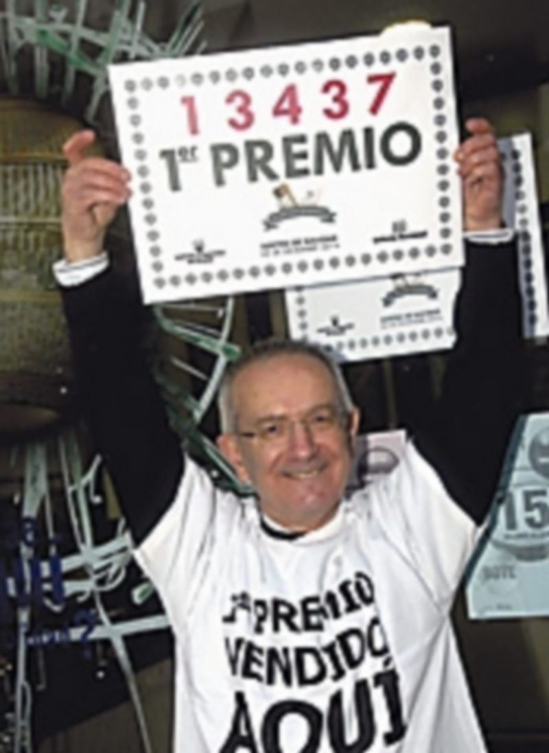 La Lotería deja 20 millones de euros en la región 1 Carlos Manso