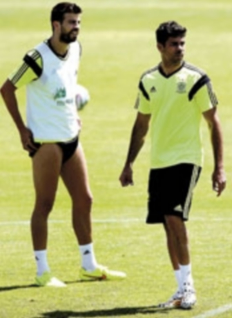 El delantero de Lagarto se puso a las órdenes de Vicente del Bosque. / Ballesteros (Efe)