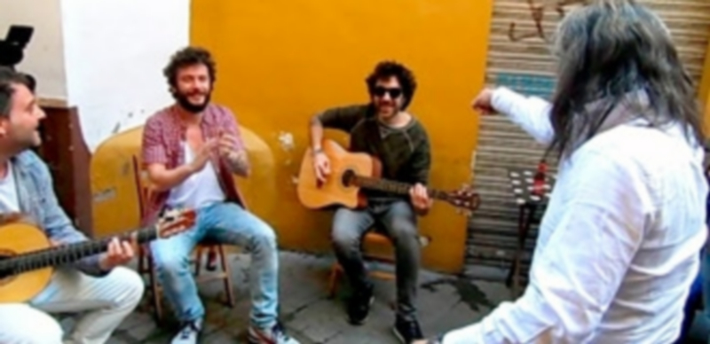 Juanito Makandé y El Canijo de Jerez desprenden ‘buen rollo’ allá por donde pasan. / El Adelantado