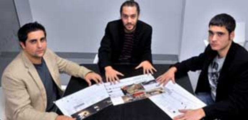 De izquierda a derecha