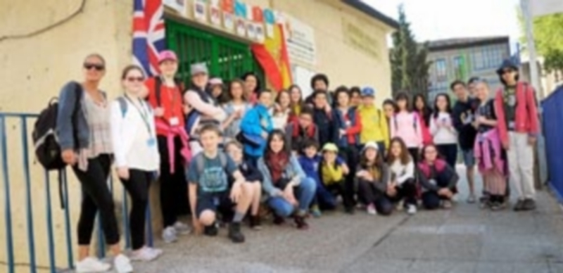 Recepción en el colegio Fray Juan de la Cruz de los alumnos procedentes del centro Ripon Cathedral School