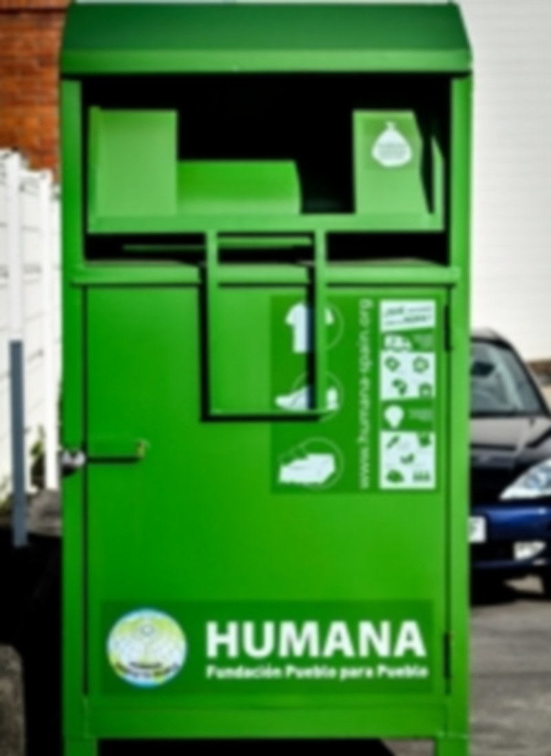 Más ropa, mayor solidaridad 1 Los contenedores de la Fundación Humana pueden verse en 41 puntos repartidos por toda la provincia. / El Adelantado