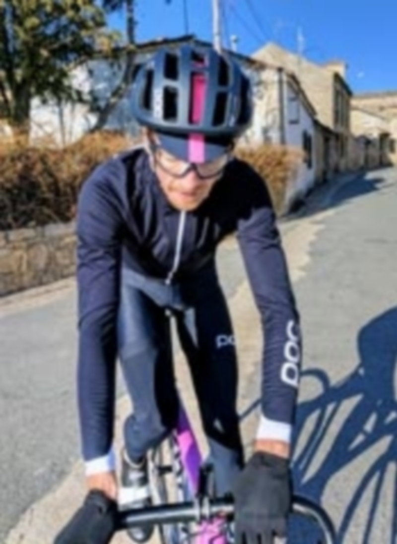 Un ciclista con otras metas 1 El ex ciclista profesional