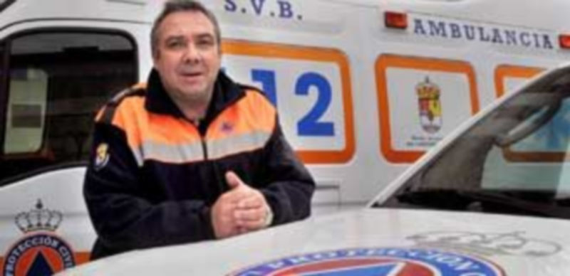 Javier Velasco fue uno de los impulsores del grupo de Protección Civil en el Real Sitio y se mantiene como coordinador de un grupo de más de casi 50 efectivos. / Kamarero