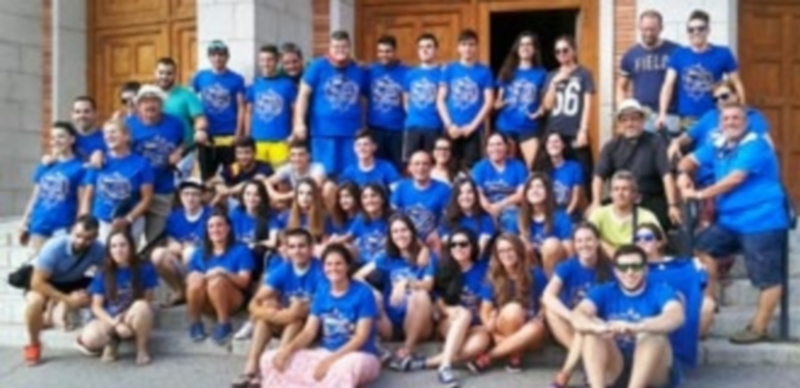 Peregrinos de Segovia a Crakovia 1 Jóvenes de la diócesis de Segovia antes de partir desde la parroquia de Nuestra Señora del Carmen a la Jornada Mundial de la Juventud este fin de semana. / Marcelo Galindo