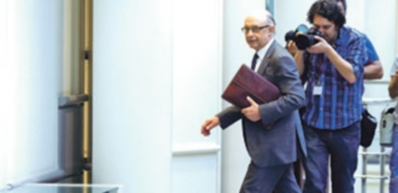 Montoro avanza que la recaudación aumentó hasta un 5% en agosto 1 El ministro de Hacienda y Administraciones Públicas