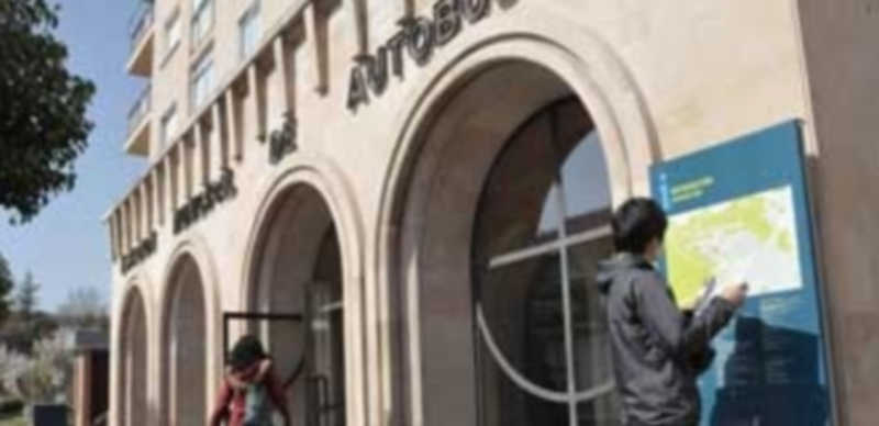 Entrada a la estación de autobuses de Segovia