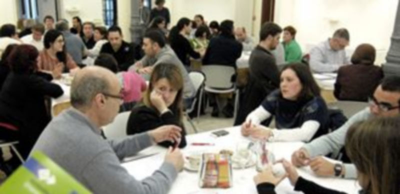 La iniciativa tuvo muy buena aceptación y se prolongó durante más de cuatro horas. / Alberto Benavente