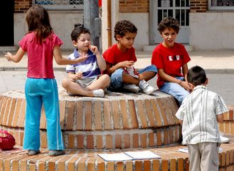Un grupo de niños