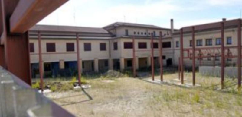 El futuro complejo deportivo del colegio comenzará a edificarse el próximo año. / Alberto Benavente