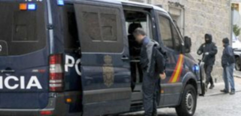 El PSOE reclama que se restituyan los efectivos de Policía y Guardia Civil 1 El grupo socialista lamenta la reducción del número de agentes de la Policía Nacional. / Alberto Benavente