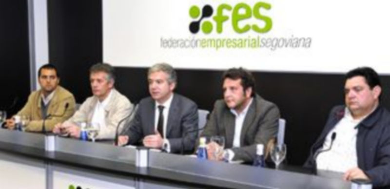 De izquierda a derecha: Néstor Fernández